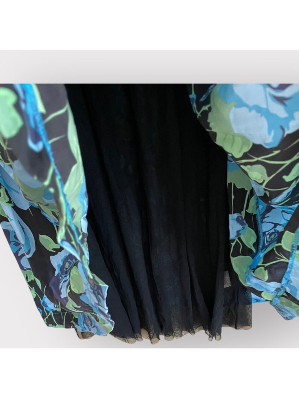 Free People Size 4 Blue Floral Silk Flutter Sleeve V-Neck Coquette Mini Dress - Picture 7 of 11